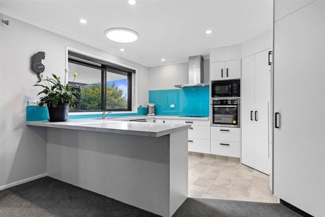 Photo of property in 6 Carrington Drive, Papamoa Beach, Papamoa, 3118