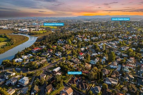 Photo of property in 90a Colwill Road, Massey, Auckland, 0614