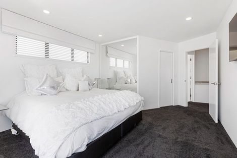 Photo of property in 12c Parris Street, Moturoa, New Plymouth, 4310