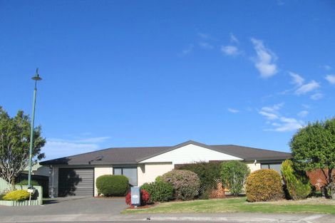 Photo of property in 22 Bucksburn Place, Greenmeadows, Napier, 4112