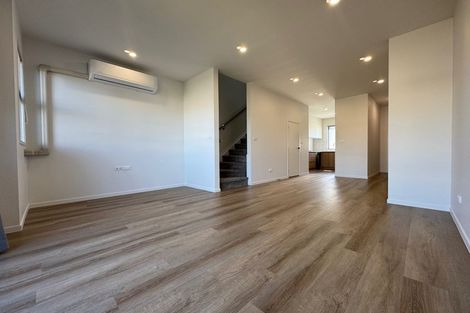 Photo of property in 8 Kautawa Lane, Massey, Auckland, 0614