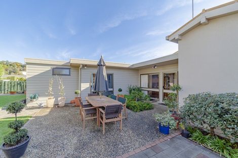 Photo of property in 13 Ngarimu Crescent, Taradale, Napier, 4112