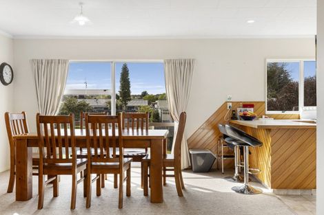 Photo of property in 116 Richmond Avenue, Richmond Heights, Taupo, 3330