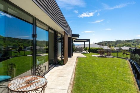 Photo of property in 1 Appletree Way, Stoke, Nelson, 7011