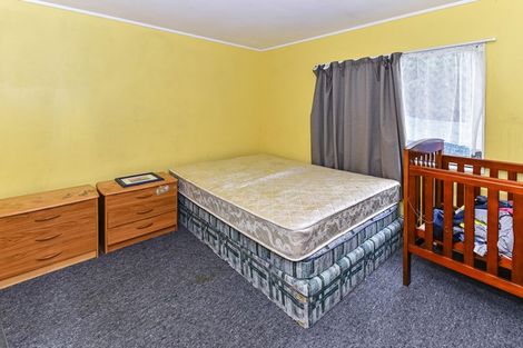 Photo of property in 1/16 Maplesden Drive, Clendon Park, Auckland, 2103