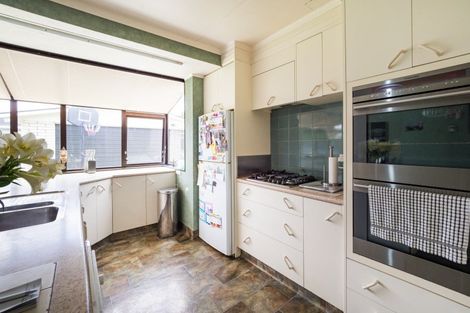 Photo of property in 29 Herbert Avenue, Cloverlea, Palmerston North, 4412