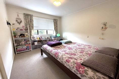 Photo of property in 2/4267 Great North Road, Glendene, Auckland, 0602