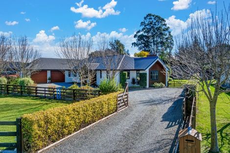 Photo of property in 1 Orchard Lane, Amberley, 7410