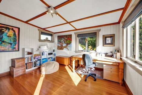 Photo of property in 192a Mangorei Road, Merrilands, New Plymouth, 4312