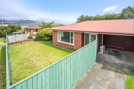 Photo of property in 36 Toru Road, Paraparaumu Beach, Paraparaumu, 5032