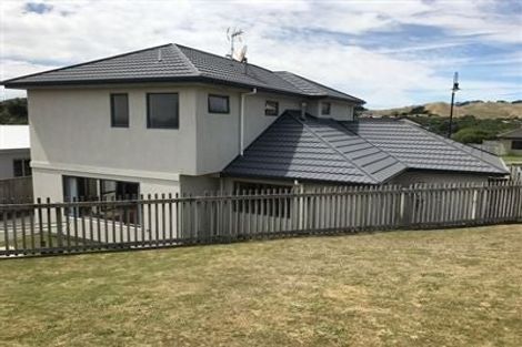 Photo of property in 20 Aotea Drive, Aotea, Porirua, 5024