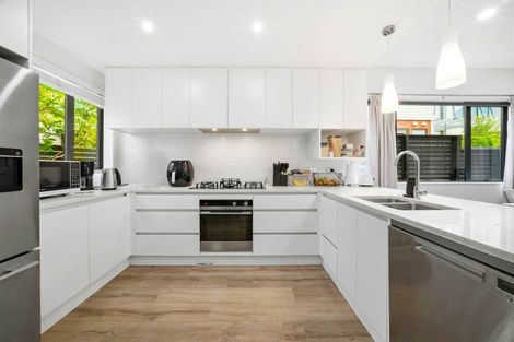 Photo of property in 32 Bight Road, Long Bay, Auckland, 0630