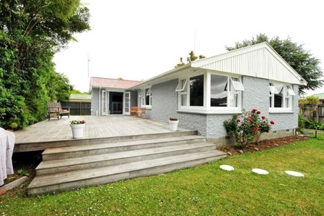 Photo of property in 28 Reynolds Avenue, Bishopdale, Christchurch, 8053