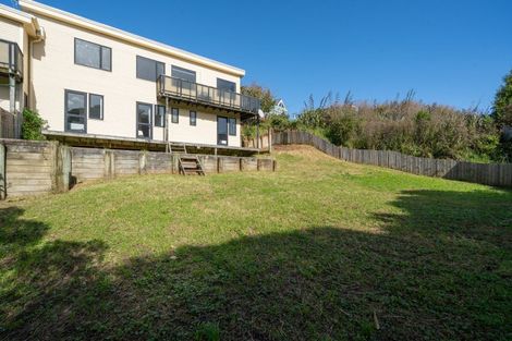 Photo of property in 2/4 Puaha Street, Takapuwahia, Porirua, 5022