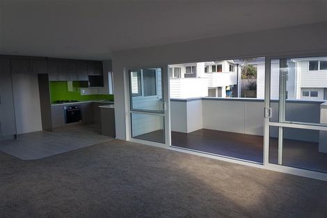 Photo of property in 4a Binsted Road, New Lynn, Auckland, 0600