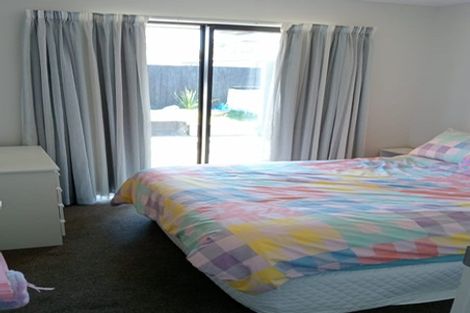 Photo of property in 1/7 Arosa Place, Parklands, Christchurch, 8083