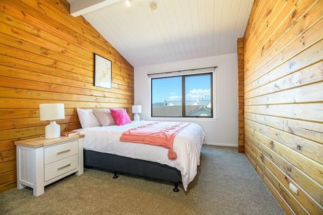 Photo of property in 22 Palomino Drive, Henderson, Auckland, 0612