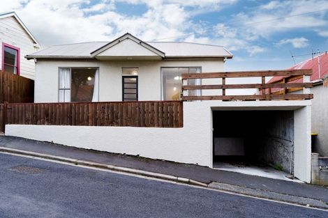 Photo of property in 5 Porteous Street, Mornington, Dunedin, 9011
