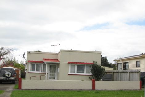 Photo of property in 4 Cracroft Street, Waitara, 4320