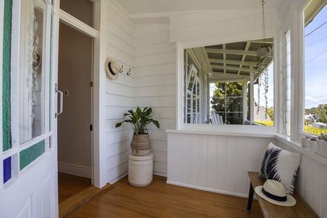 Photo of property in 37 Abbotsford Terrace, Devonport, Auckland, 0624