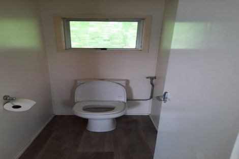 Photo of property in 2/10 Waratah Street, Birkenhead, Auckland, 0626