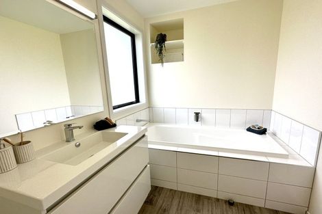 Photo of property in 8 Chatham Rise, Seaward Bush, Invercargill, 9812