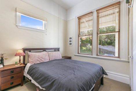 Photo of property in 9a Randwick Road, Northland, Wellington, 6012