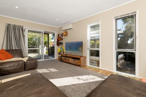 Photo of property in 99 Eversham Road, Mount Maunganui, 3116