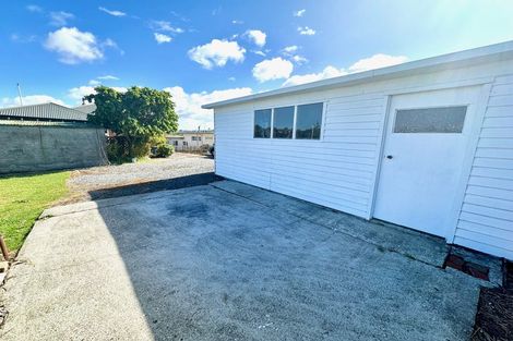 Photo of property in 201 Clyde Street, Balclutha, 9230