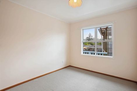 Photo of property in 65 Saffron Street, Birkdale, Auckland, 0626