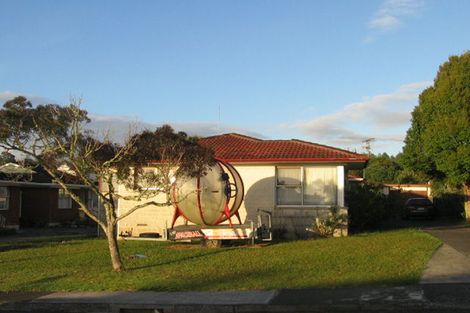 Photo of property in 1/16 Mannering Place, Hillcrest, Auckland, 0627