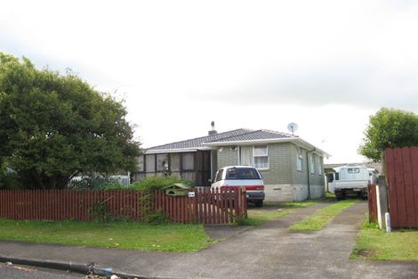 Photo of property in 9 Marybeth Place, Rosehill, Papakura, 2113