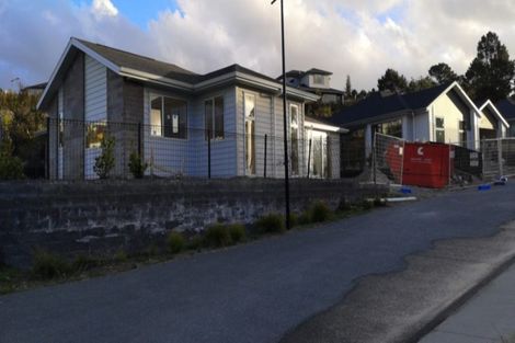 Photo of property in 1 Pheasant Close, Stanmore Bay, Whangaparaoa, 0932