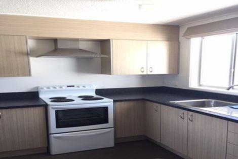 Photo of property in 4/7 Rangitane Street, Maupuia, Wellington, 6022