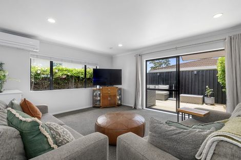 Photo of property in 46 Seaview Road, Otumoetai, Tauranga, 3110