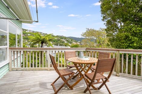 Photo of property in 14a Donald Crescent, Karori, Wellington, 6012