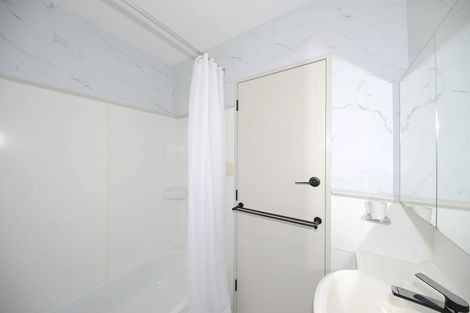 Photo of property in 2/153 Clarence Street, Riccarton, Christchurch, 8011