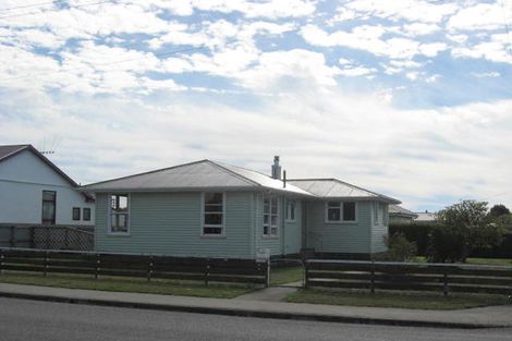 Photo of property in 80 High Street, Waimate, 7924