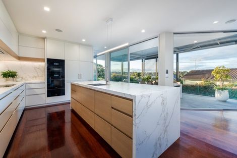 Photo of property in 3a Kowhai Road, Mairangi Bay, Auckland, 0630