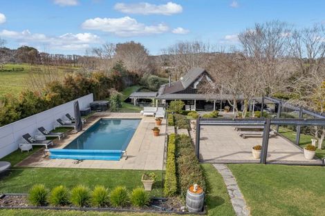 Photo of property in 16 Potts Road, Whitford, Howick, 2571