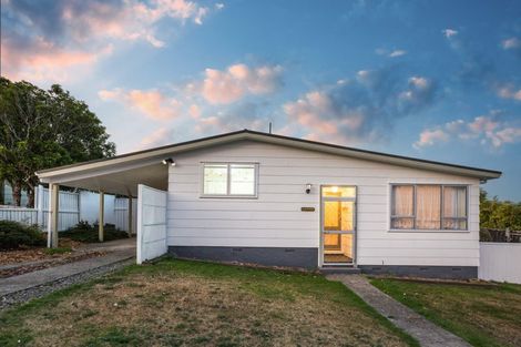Photo of property in 34 Sombrero View, Ascot Park, Porirua, 5024