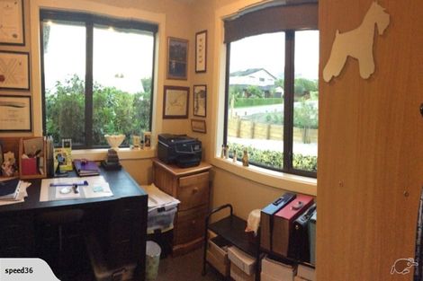 Photo of property in 18 Kelliher Drive, Wanaka, 9305