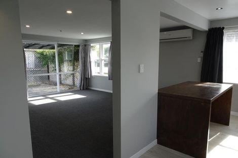 Photo of property in 1005a Hood Street, Mayfair, Hastings, 4122