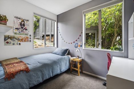 Photo of property in 151 Nevay Road, Miramar, Wellington, 6022