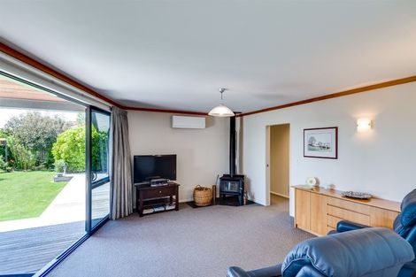 Photo of property in 30 Brooklands Drive, Havelock North, 4130