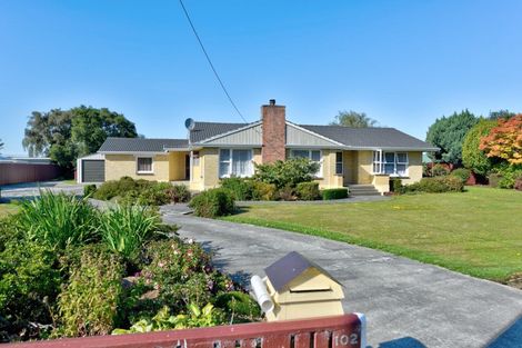 Photo of property in 102 Ferry Road, Edendale, 9825