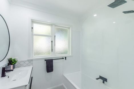 Photo of property in 316 Te Moana Road, Waikanae, 5036