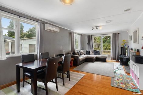 Photo of property in 92 Arimu Road, Papakura, 2110