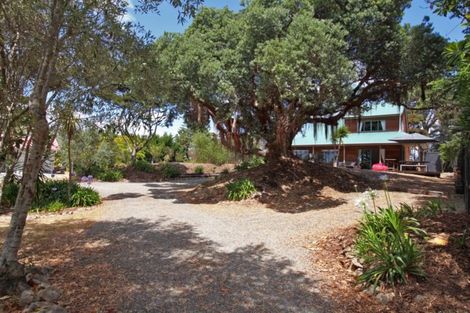 Photo of property in 12 Moir Point Road, Mangawhai Heads, Mangawhai, 0505