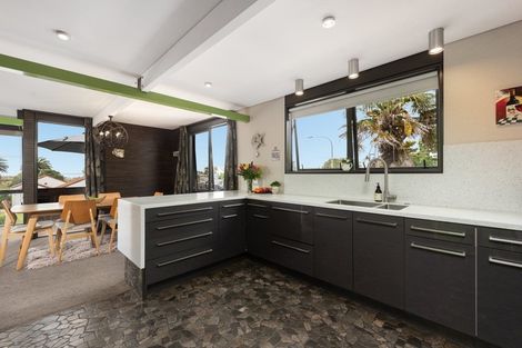 Photo of property in 1190a Papamoa Beach Road, Papamoa Beach, Papamoa, 3118